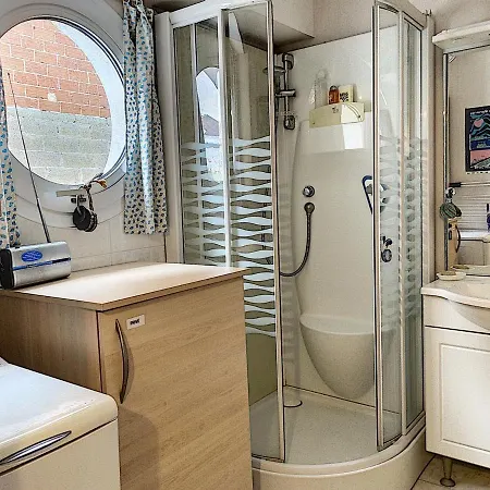 Moderne Centre-ville, 600m Plage, Securisee, Parking - Fr-1-361-368